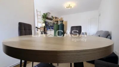 Piso en venta en Carrer de Josep Serrano, cerca de Carrer de Jaume Puigvert, Can Baró (Distrito Horta-Guinardó. Barcelona Capital) de 310.000 €