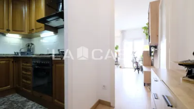 Piso en venta en Carrer de Josep Serrano, cerca de Carrer de Jaume Puigvert, Can Baró (Distrito Horta-Guinardó. Barcelona Capital) de 310.000 €