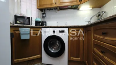 Piso en venta en Carrer de Josep Serrano, cerca de Carrer de Jaume Puigvert, Can Baró (Distrito Horta-Guinardó. Barcelona Capital) de 310.000 €