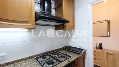 Piso en venta en Carrer de Josep Serrano, cerca de Carrer de Jaume Puigvert, Can Baró (Distrito Horta-Guinardó. Barcelona Capital) de 310.000 €