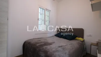 Piso en venta en Carrer de Josep Serrano, cerca de Carrer de Jaume Puigvert, Can Baró (Distrito Horta-Guinardó. Barcelona Capital) de 310.000 €