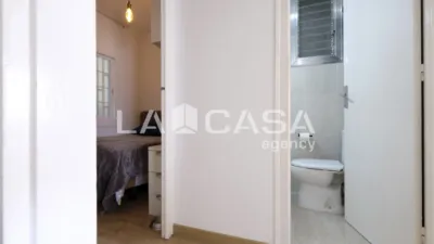 Piso en venta en Carrer de Josep Serrano, cerca de Carrer de Jaume Puigvert, Can Baró (Distrito Horta-Guinardó. Barcelona Capital) de 310.000 €