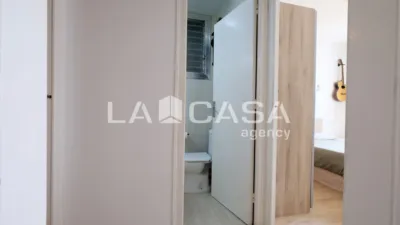 Piso en venta en Carrer de Josep Serrano, cerca de Carrer de Jaume Puigvert, Can Baró (Distrito Horta-Guinardó. Barcelona Capital) de 310.000 €