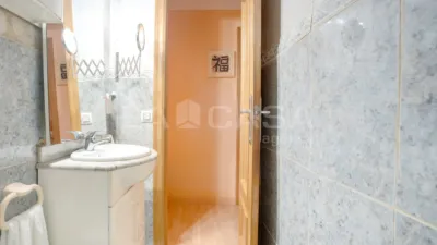 Piso en venta en Avinguda d'Europa, cerca de Avinguda d' Amèrica, Bellvitge (L'Hospitalet de Llobregat) de 259.900 €