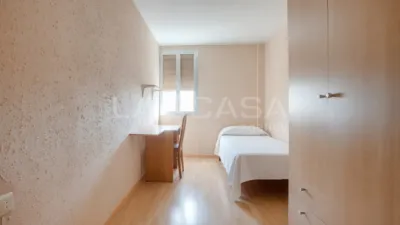 Piso en venta en Avinguda d'Europa, cerca de Avinguda d' Amèrica, Bellvitge (L'Hospitalet de Llobregat) de 259.900 €