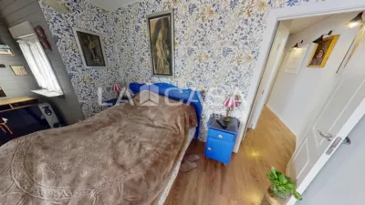 Apartamento en venta en Carrer de Calderón de la Barca, cerca de Carrer de Lugo, El Carmel (Distrito Horta-Guinardó. Barcelona Capital) de 270.000 €