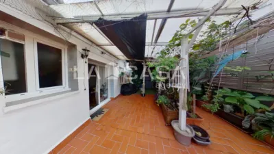 Apartamento en venta en Carrer de Calderón de la Barca, cerca de Carrer de Lugo, El Carmel (Distrito Horta-Guinardó. Barcelona Capital) de 270.000 €