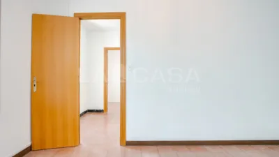 Piso en venta en Carrer d'Espronceda, cerca de Avinguda Diagonal, El Poblenou (Distrito Sant Martí. Barcelona Capital) de 290.000 €