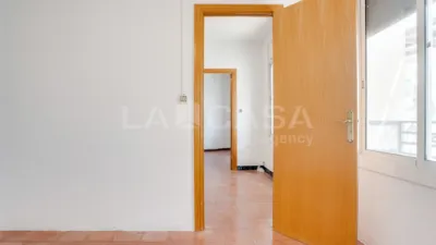 Piso en venta en Carrer d'Espronceda, cerca de Avinguda Diagonal, El Poblenou (Distrito Sant Martí. Barcelona Capital) de 290.000 €
