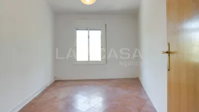 Piso en venta en Carrer d'Espronceda, cerca de Avinguda Diagonal, El Poblenou (Distrito Sant Martí. Barcelona Capital) de 290.000 €