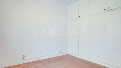 Piso en venta en Carrer d'Espronceda, cerca de Avinguda Diagonal, El Poblenou (Distrito Sant Martí. Barcelona Capital) de 290.000 €