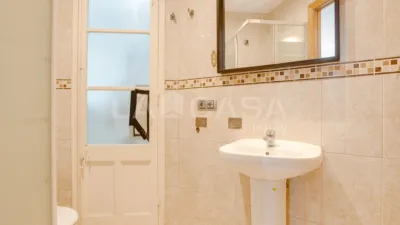 Piso en venta en Carrer d'Espronceda, cerca de Avinguda Diagonal, El Poblenou (Distrito Sant Martí. Barcelona Capital) de 290.000 €