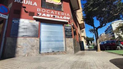 Local comercial en venta en Carrer del Pintor Soler Blasco, 12, Este (Castelló de la Plana) de 180.000 €