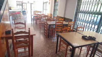 Local comercial en venta en Carrer del Pintor Soler Blasco, 12, Este (Castelló de la Plana) de 180.000 €