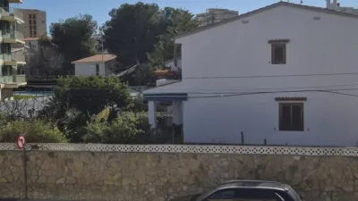 Chalet adosado en venta en Carrer de Ribalta, Heliópolis-Curva (Benicàssim - Benicasim) de 367.000 €
