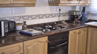Chalet adosado en venta en Carrer de Ribalta, Heliópolis-Curva (Benicàssim - Benicasim) de 367.000 €
