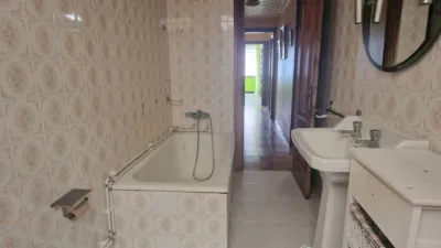 Apartment on Calle Linares Rivas photo 13