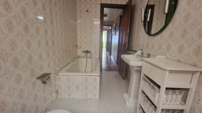 Apartment on Calle Linares Rivas photo 12