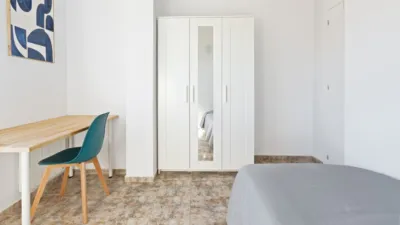Piso en alquiler en Carrer de Vallcorba, cerca de Carrer del Canonge Joncar, La Creu Alta (Sabadell) de 1.750 €<span>/mes</span>