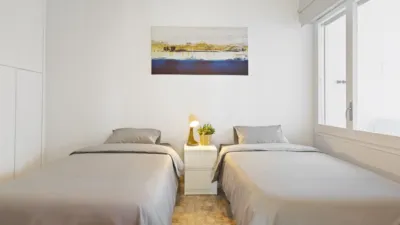 Piso en alquiler en Carrer de Vallcorba, cerca de Carrer del Canonge Joncar, La Creu Alta (Sabadell) de 1.750 €<span>/mes</span>