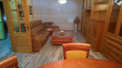 Casa adosada en venta en La Roda, La Roda de 230.000 €