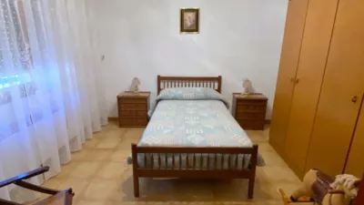 Casa en venta en La Roda, La Roda de 135.000 €