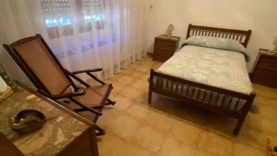 Casa en venta en La Roda, La Roda de 135.000 €