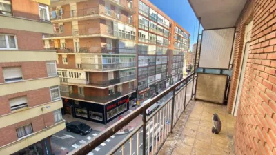 Piso en alquiler en Calle Imperial, San Miguel-San Nicolás-San Pablo (Valladolid Capital) de 850 €<span>/mes</span>