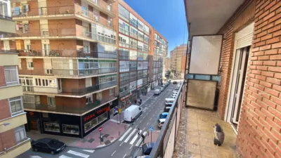 Piso en alquiler en Calle Imperial, San Miguel-San Nicolás-San Pablo (Valladolid Capital) de 850 €<span>/mes</span>