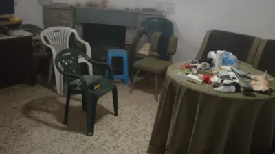 Chalet rústico en venta en Calle de Mairena, Carmona de 150.000 €