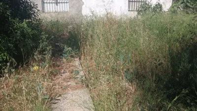Chalet rústico en venta en Calle de Mairena, Carmona de 150.000 €