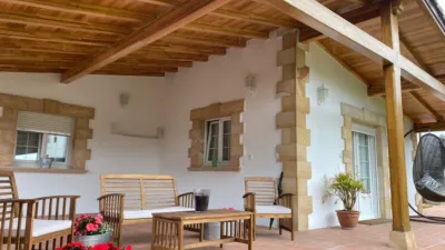 Casa en alquiler en Calle de Juan de Herrera, Los Corrales de Buelna de 750 €<span>/mes</span>