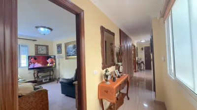 Apartment on Calle Santiago Alvarez Regalado photo 16