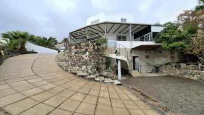 Chalet unifamiliar en venta en Calle Drago, Machado (El Rosario) de 760.000 €