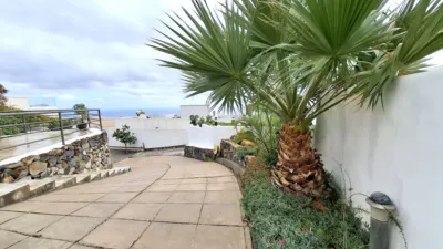 Chalet unifamiliar en venta en Calle Drago, Machado (El Rosario) de 760.000 €