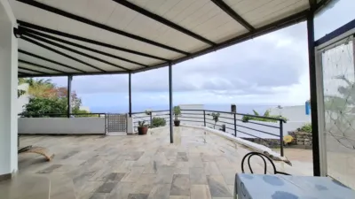 Chalet unifamiliar en venta en Calle Drago, Machado (El Rosario) de 760.000 €