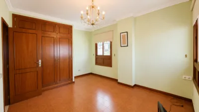 Apartment on Infanta Isabel Street photo 29
