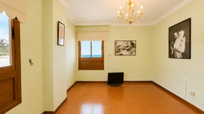 Apartment on Infanta Isabel Street photo 33