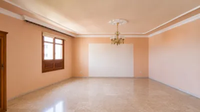 Apartment on Infanta Isabel Street photo 9