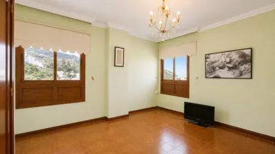 Apartment on Infanta Isabel Street photo 28