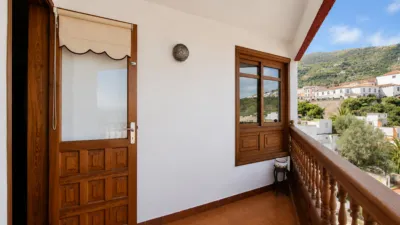 Apartment on Infanta Isabel Street photo 26