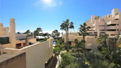 Apartamento en venta en Avenida Mare Nostrum, Punta Plata (Estepona) de 715.000 €