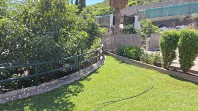 House on Calle Real photo 5
