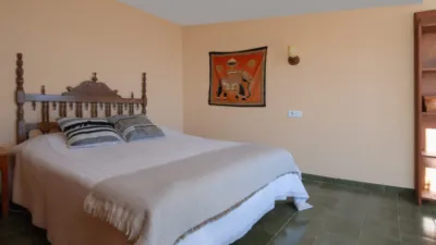 Top-floor apartment on Calle Real photo 8