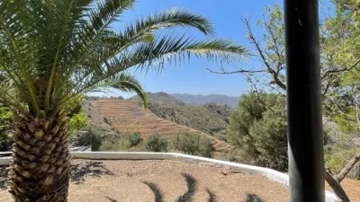 House on Calle de la Balsilla photo 3