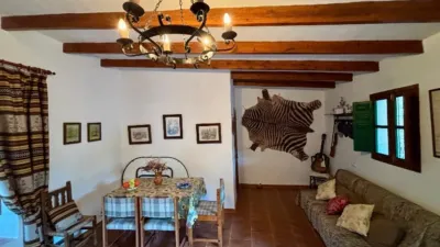 Rustic chalet on Calle Romeral Alto photo 6