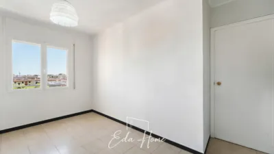 Apartment on Carrer del Príncep de Viana photo 17