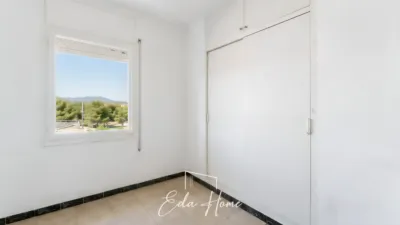 Apartment on Carrer del Príncep de Viana photo 18