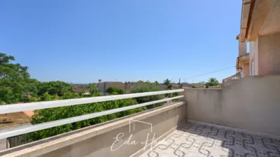 Semi-detached house on Carrer de Sant Vicenç photo 5