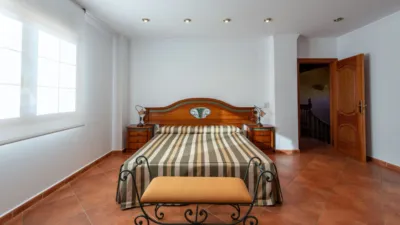 Chalet unifamiliar en Las Adelfas-Benicolada-Garduix photo 8